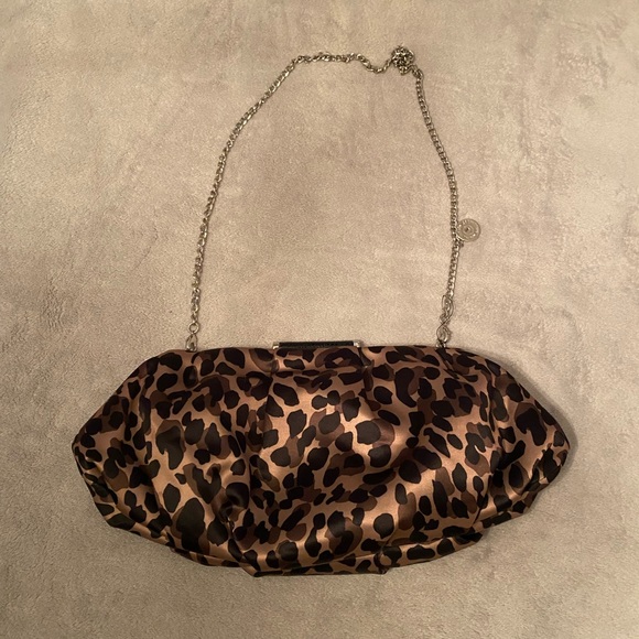 Nine West leopard print clutch - Picture 2 of 3